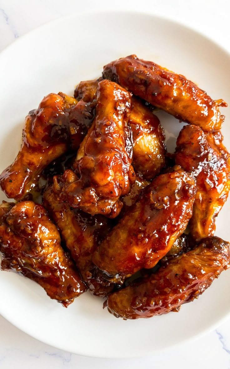 Sauced chicken wings 