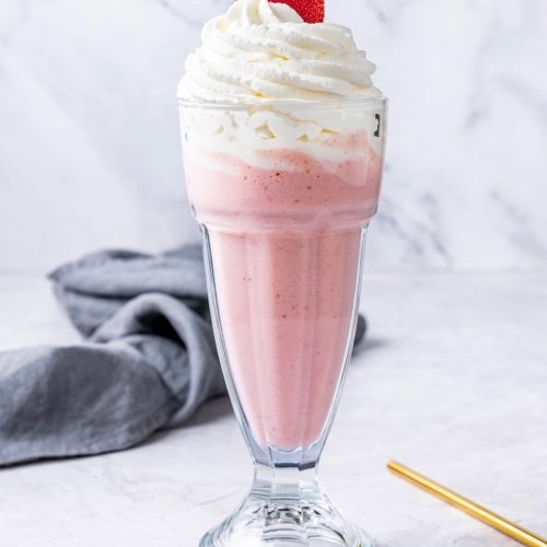 Strawberry milkshake 